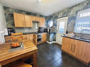 Photo 8- click for photo gallery